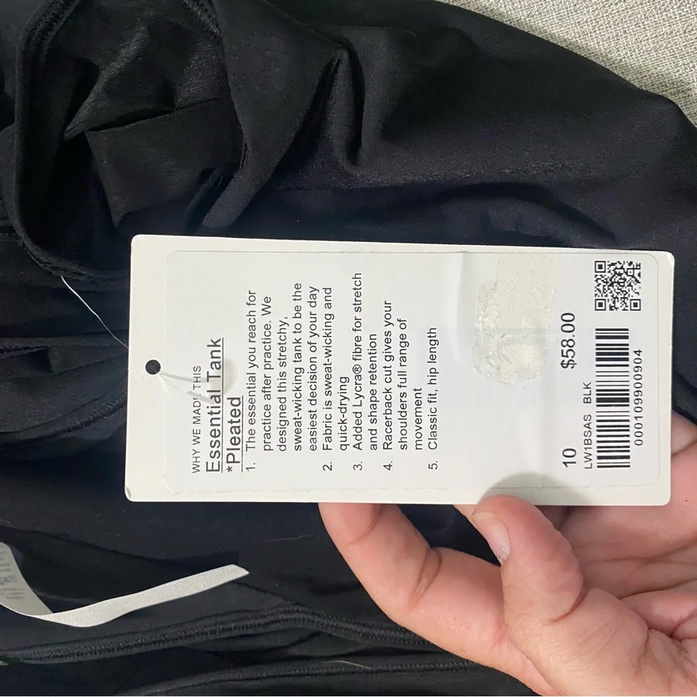 Lululemon Essentials Black Racerback Tank Top. Size 8&10. NWT - Picture 9 of 9